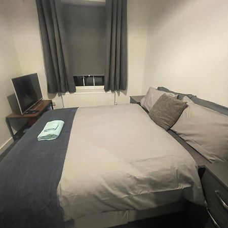 Super Streatham Room Londra Exterior foto
